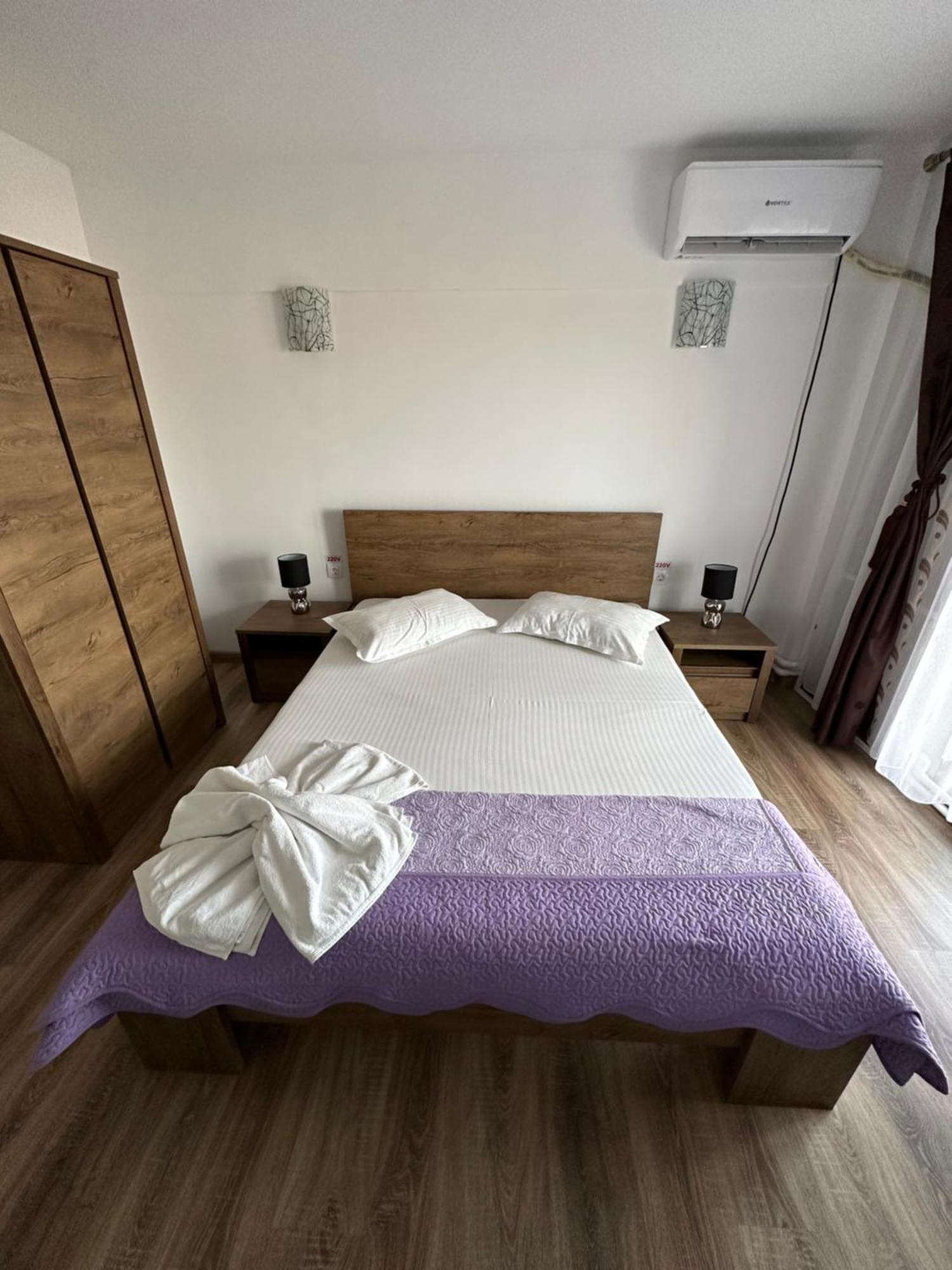 Agropensiuea Casa Uncu Hotel มูรีกีโอล ภายนอก รูปภาพ